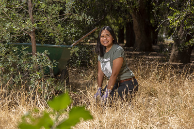 Image of UC Davis student and co-coordinator for the Arboretum and Public Garden's Urban Tree Stewardship program.