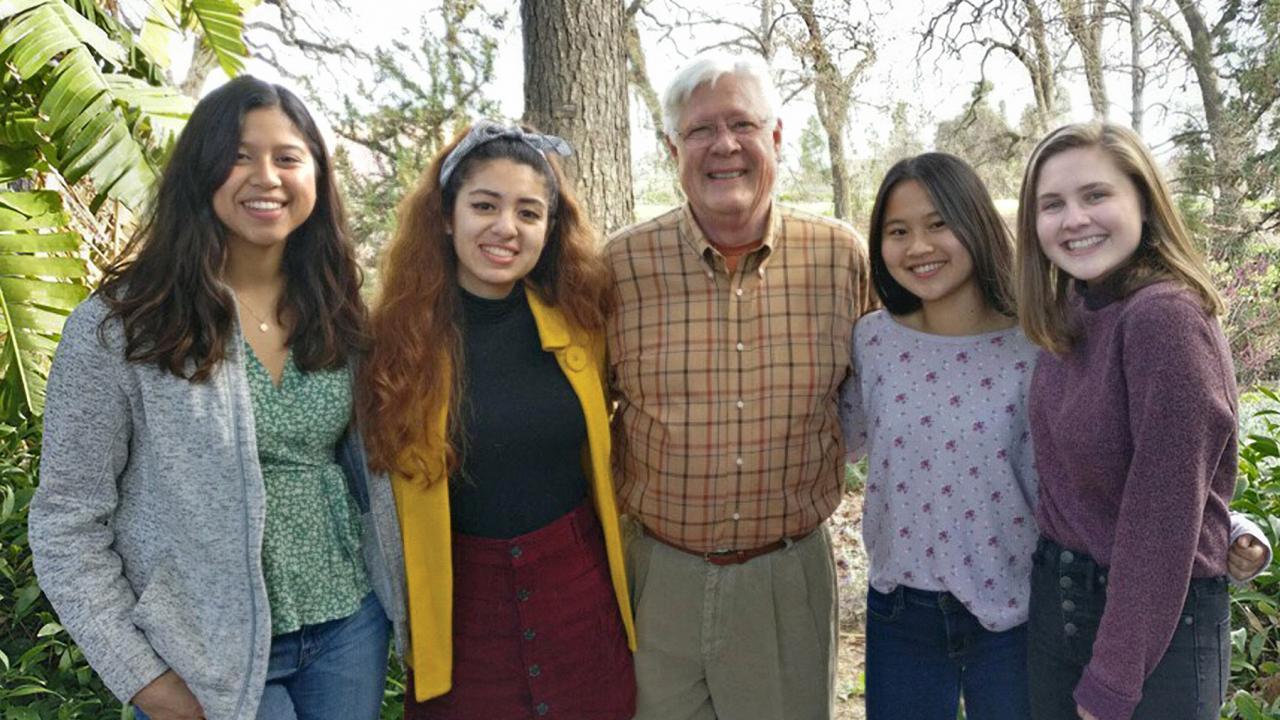 (In order from left to right) Ruth Vanessa Verdugo, Amber Medina, Bret Hewitt, Clare Hewitt and Mia Groff pose at the Arboretum to celebrate the student’s achievements as Pinkerton Prize winners Pinkerton Prize winners