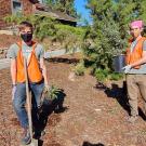 Image of Riley Sholes and Chase Kautz in the UC Davis Arboretum.