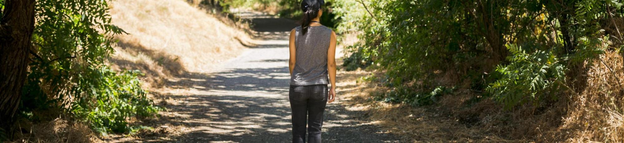 Image of visitor at the UC Davis Putah Creek Riparian Reserve.